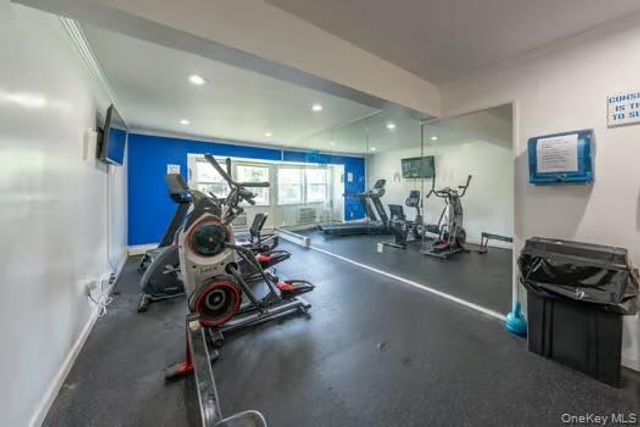 226 Millard 226, Babylon, NY 11704