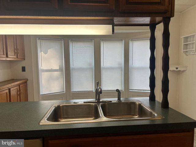135 LOCUST LN, New Providence, PA 17560