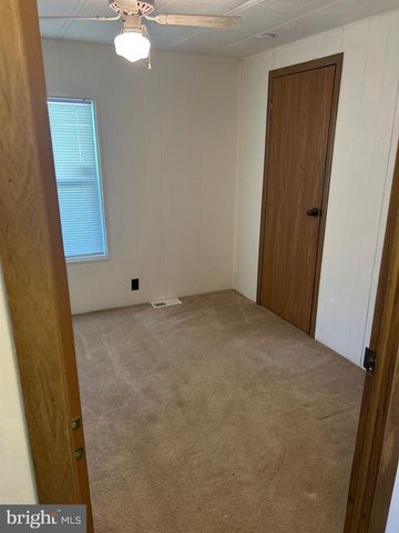 135 LOCUST LN, New Providence, PA 17560