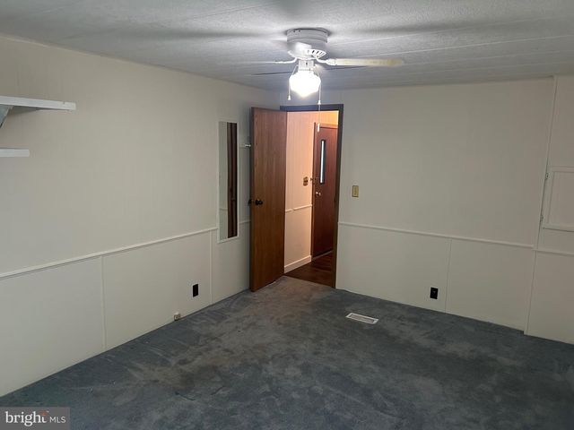 135 LOCUST LN, New Providence, PA 17560