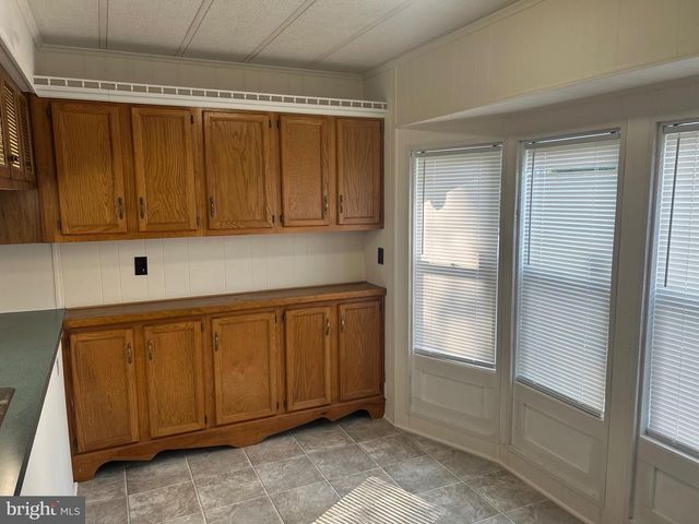 135 LOCUST LN, New Providence, PA 17560