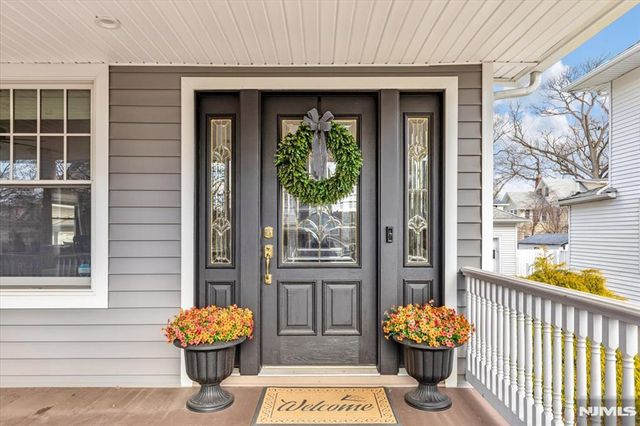 40 Courier Place, Rutherford, NJ 07070