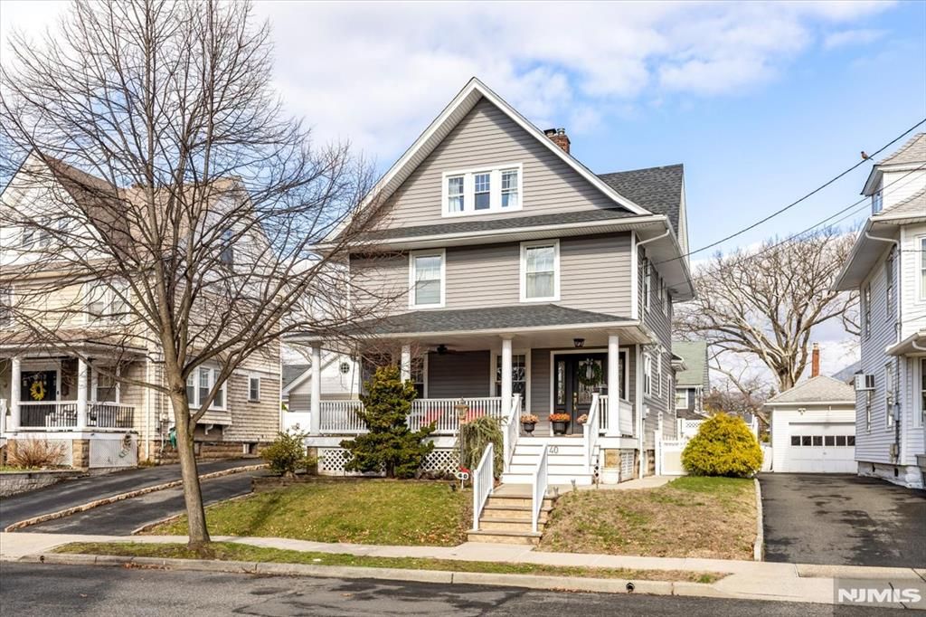 40 Courier Place, Rutherford, NJ 07070