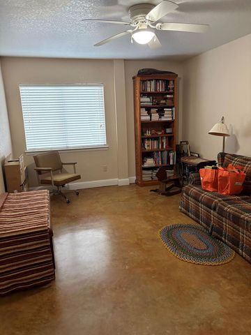 2113 Vista Ridge Dr, Kerrville, TX 78028
