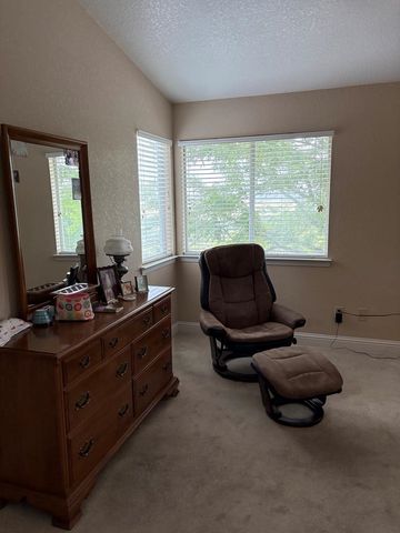 2113 Vista Ridge Dr, Kerrville, TX 78028