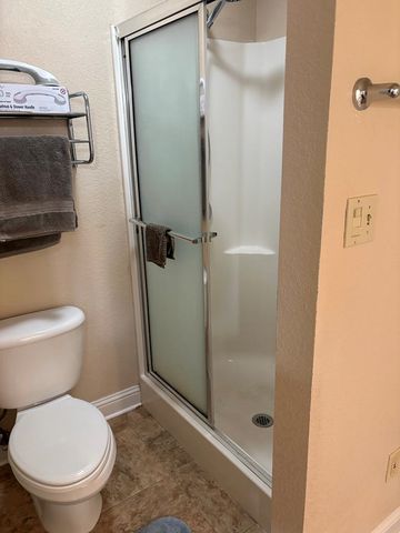 2113 Vista Ridge Dr, Kerrville, TX 78028