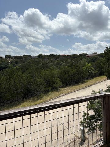 2113 Vista Ridge Dr, Kerrville, TX 78028