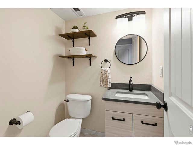 850 S Overland Trail 4, Fort Collins, CO 80521