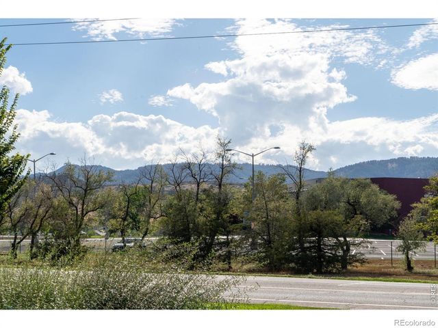 850 S Overland Trail 4, Fort Collins, CO 80521