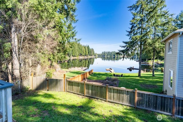 2681 E Timberlake West Drive, Shelton, WA 98584