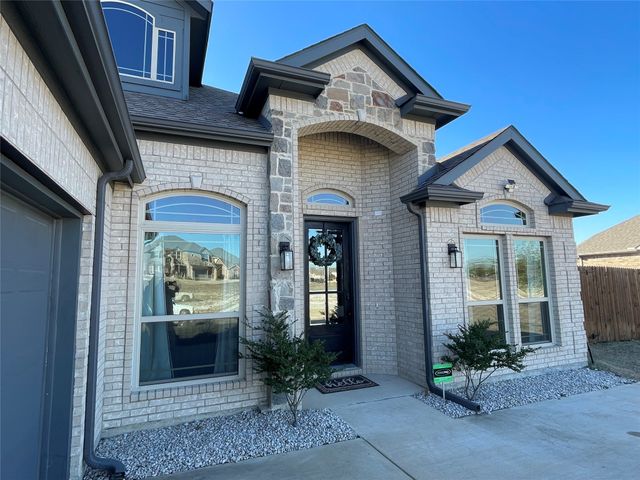 1626 Midlake Drive, Cedar Hill, TX 75104