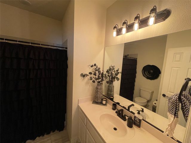 1626 Midlake Drive, Cedar Hill, TX 75104