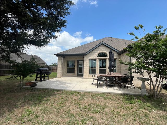 1626 Midlake Drive, Cedar Hill, TX 75104