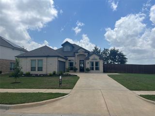1626 Midlake Drive, Cedar Hill, TX 75104