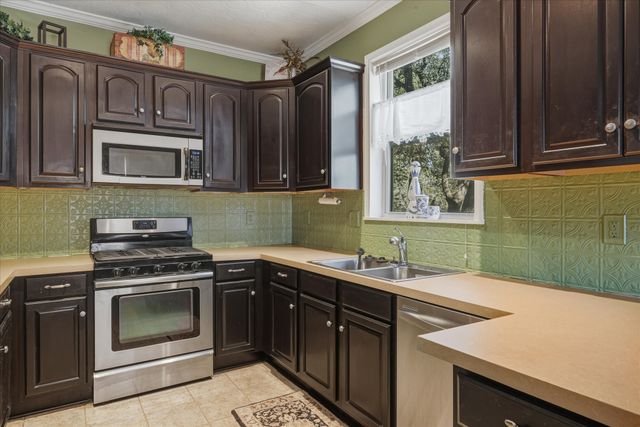 3014 County Road 2013, Glen Rose, TX 76690