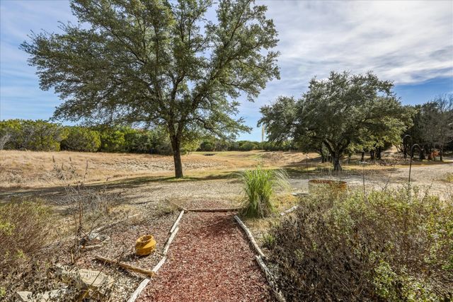 3014 County Road 2013, Glen Rose, TX 76690