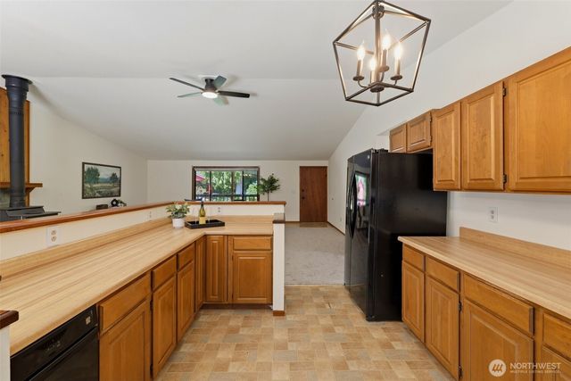 21611 Port Gamble Road NE, Poulsbo, WA 98370