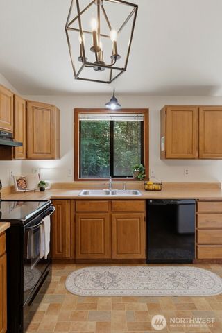 21611 Port Gamble Road NE, Poulsbo, WA 98370