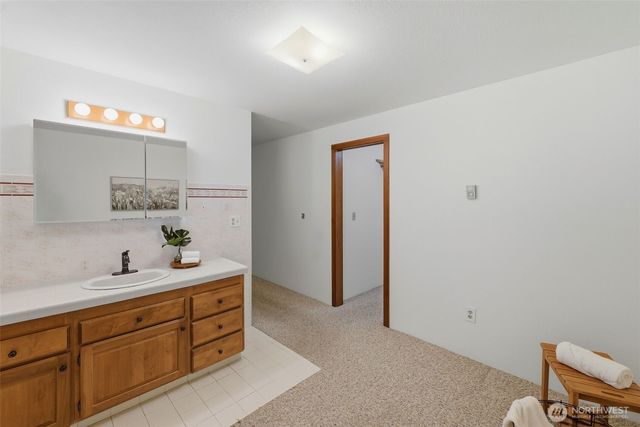 21611 Port Gamble Road NE, Poulsbo, WA 98370