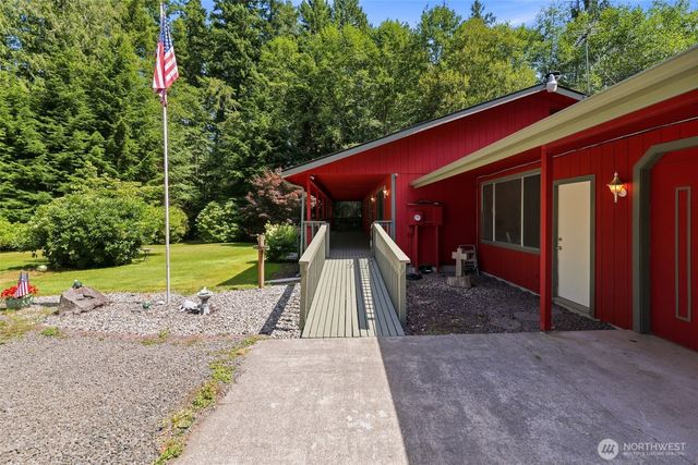 21611 Port Gamble Road NE, Poulsbo, WA 98370