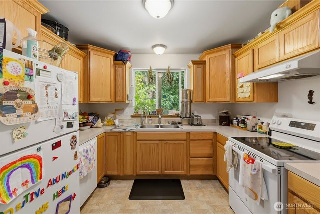 21611 Port Gamble Road NE, Poulsbo, WA 98370