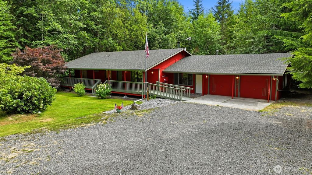 21611 Port Gamble Road NE, Poulsbo, WA 98370