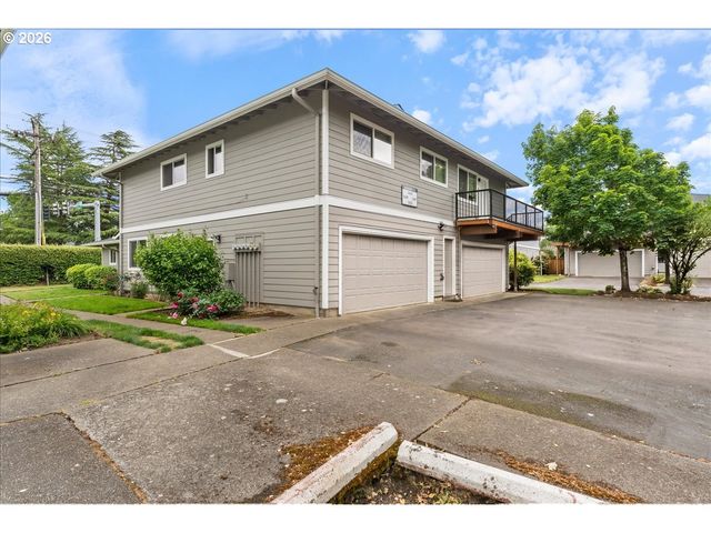 1649 Ne KANE Dr, Gresham, OR 97030