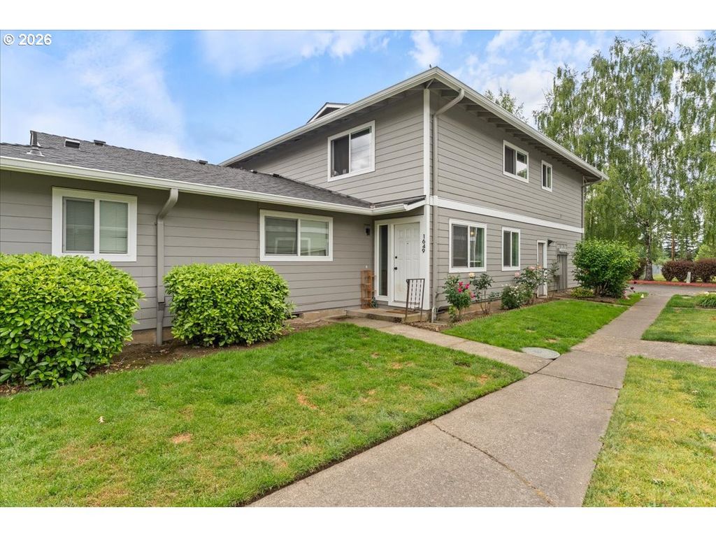 1649 Ne KANE Dr, Gresham, OR 97030