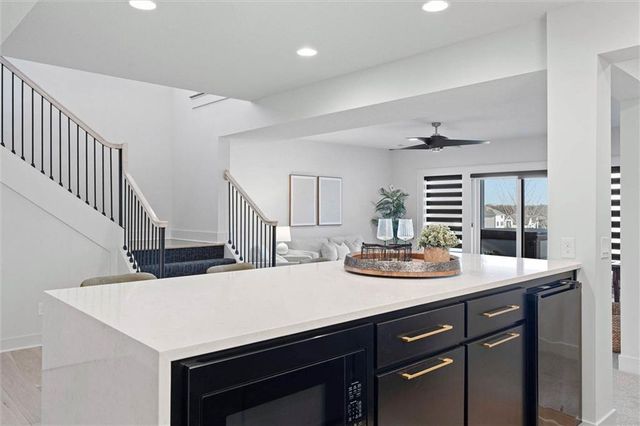 8181 Valley Road, Lenexa, KS 66220