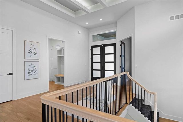 8181 Valley Road, Lenexa, KS 66220