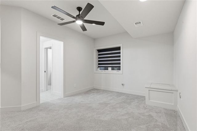 8181 Valley Road, Lenexa, KS 66220