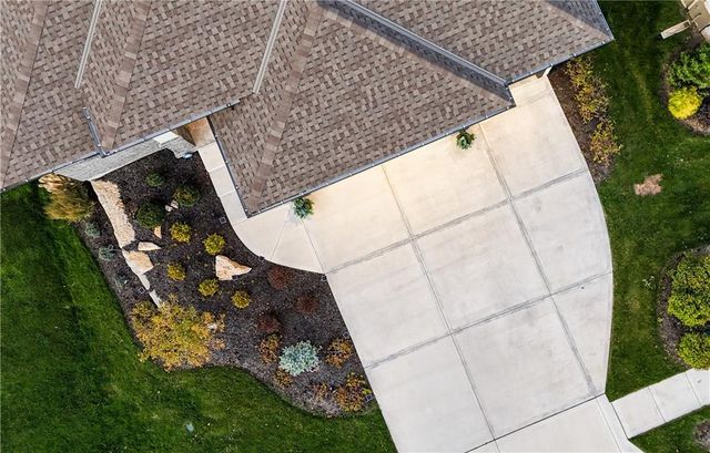 8181 Valley Road, Lenexa, KS 66220