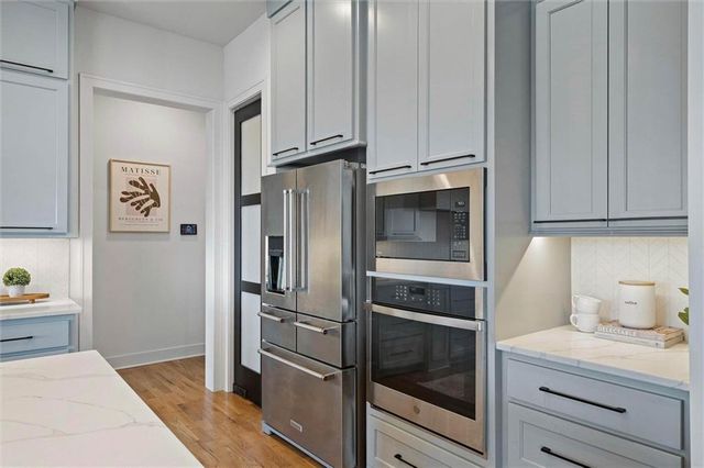 8181 Valley Road, Lenexa, KS 66220