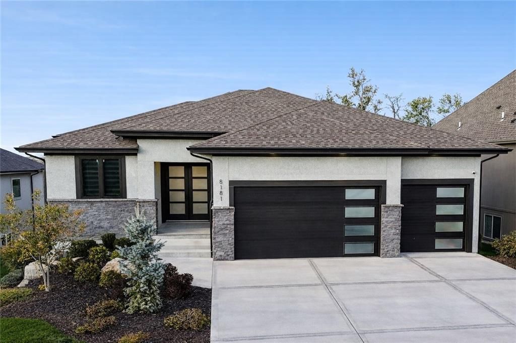 8181 Valley Road, Lenexa, KS 66220