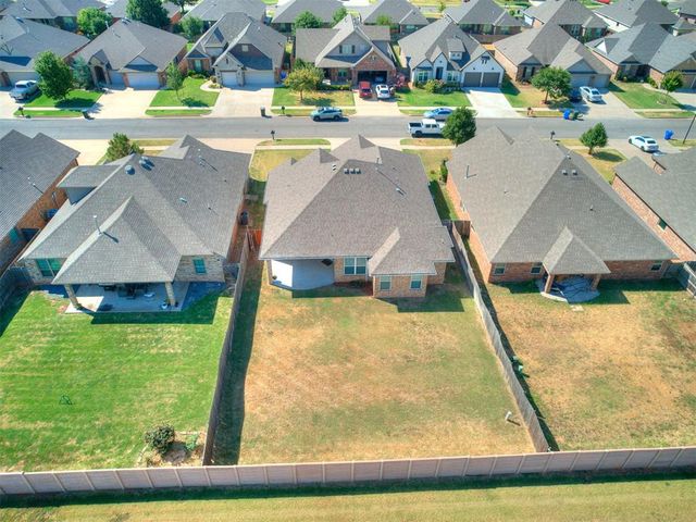 2309 Bretford Way, Norman, OK 73071
