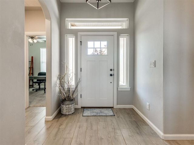 2309 Bretford Way, Norman, OK 73071