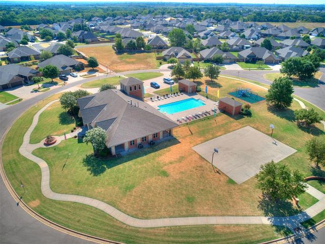 2309 Bretford Way, Norman, OK 73071