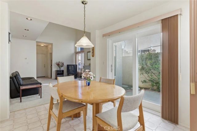 7422 Kyle Court, West Hills, CA 91307