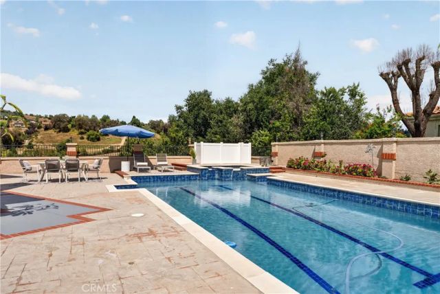 1050 N High Knoll, Walnut, CA 91789