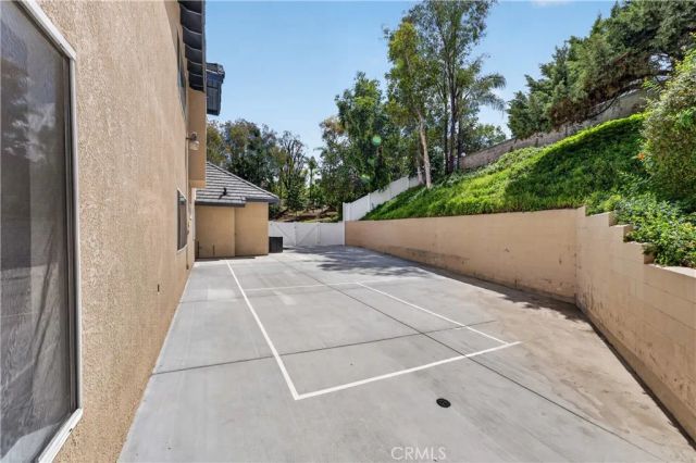 1050 N High Knoll, Walnut, CA 91789