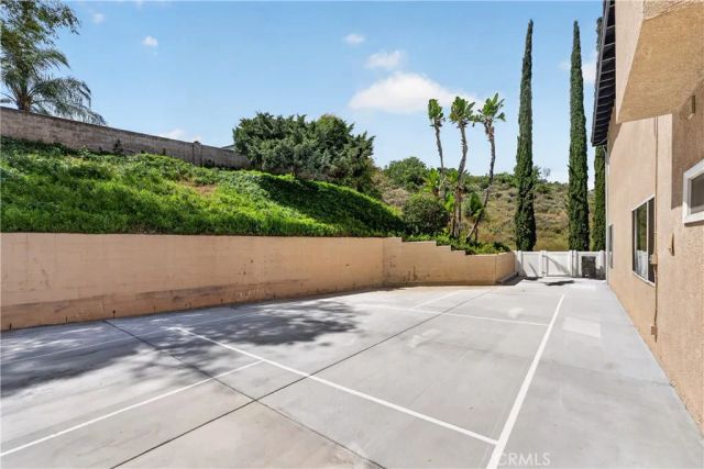 1050 N High Knoll, Walnut, CA 91789