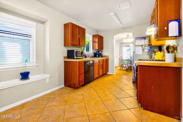 11004 ACOMA Street, El Paso, TX 79934