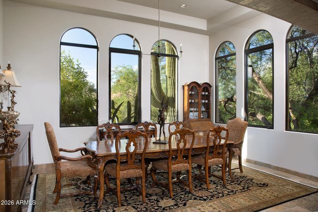 10681 E GREYTHORN Drive, Scottsdale, AZ 85262