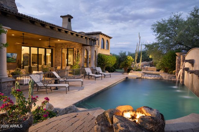 10681 E GREYTHORN Drive, Scottsdale, AZ 85262