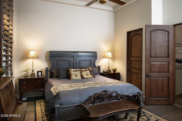 10681 E GREYTHORN Drive, Scottsdale, AZ 85262