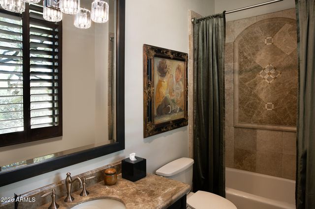 10681 E GREYTHORN Drive, Scottsdale, AZ 85262