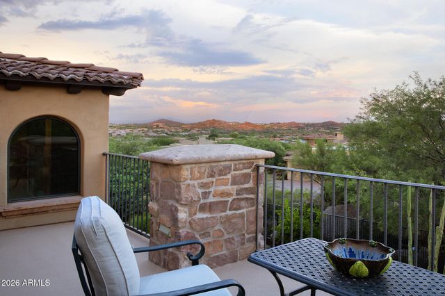 10681 E GREYTHORN Drive, Scottsdale, AZ 85262