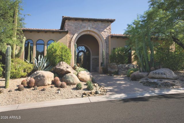 10681 E GREYTHORN Drive, Scottsdale, AZ 85262