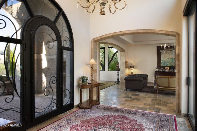 10681 E GREYTHORN Drive, Scottsdale, AZ 85262