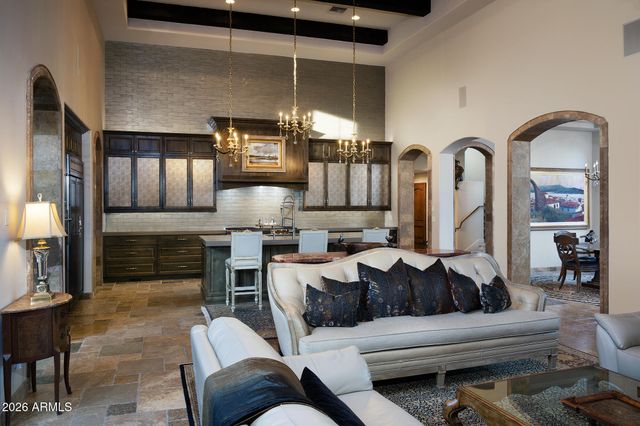 10681 E GREYTHORN Drive, Scottsdale, AZ 85262